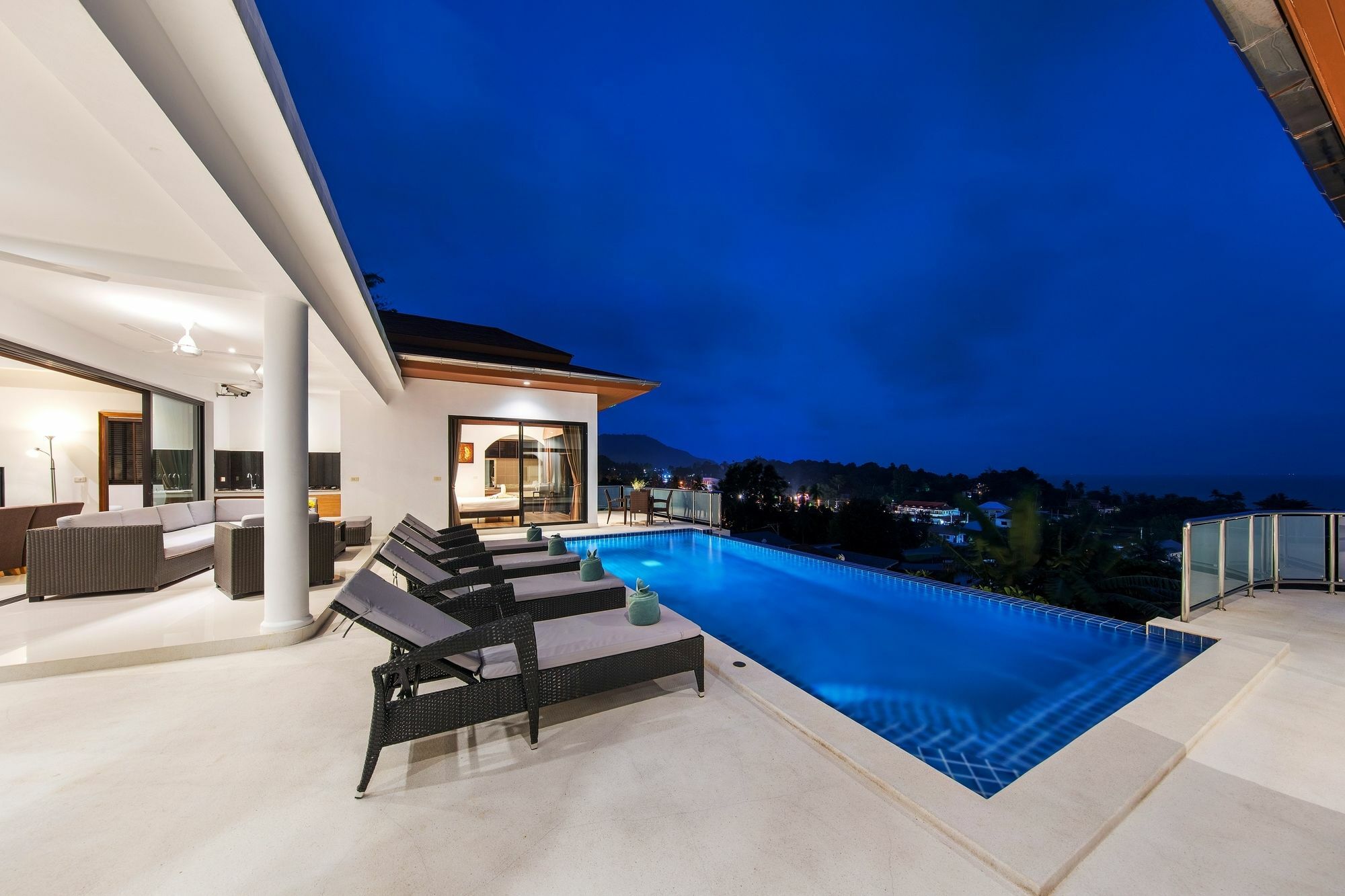 Sunny Banks - Modern Sea View 4 Bed Pool Villa Maret Exterior photo